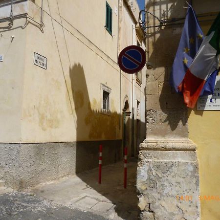Bed & Breakfast Alba Noto Buitenkant foto
